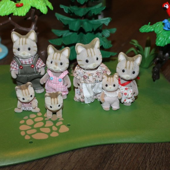 Calico Critters Sylvanian Families Sandy Rumpus Tabby Cat Family Set Of 7 - Picture 1 of 7